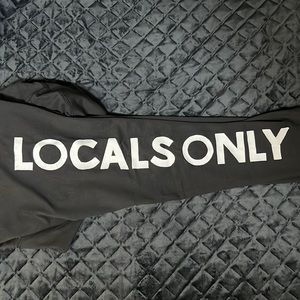 Aviator Nation WOMEN'S LOCALS ONLY FULL LENGTH LEGGINGS - BLACK